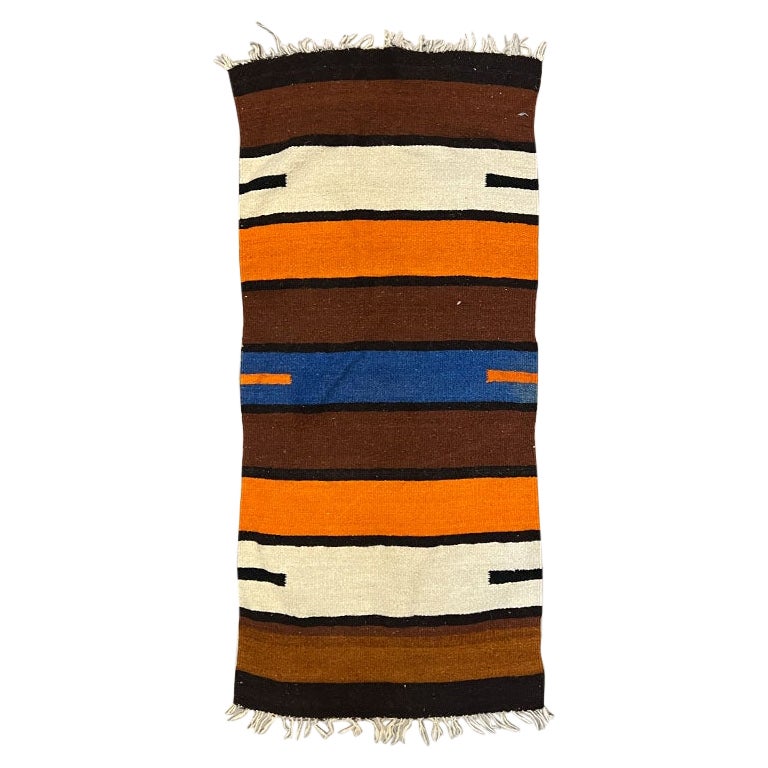 Manta antigua de lana del suroeste en colores geométricos naranja, marrón, azul y crema