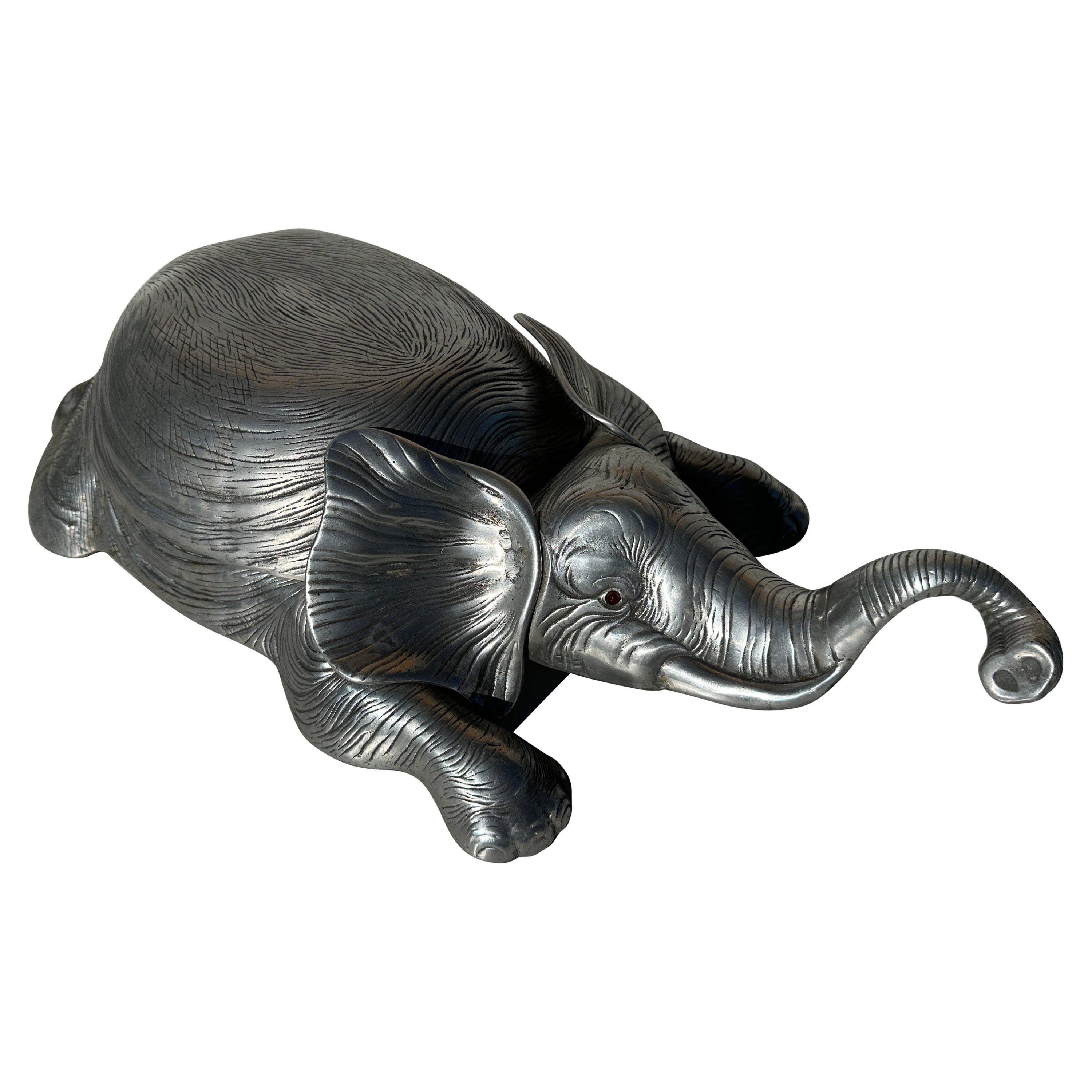 Arthur Court Aluminium Elephant Dish Catch All en vente