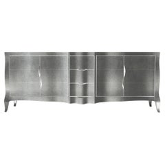 Louise Credenza Art-Déco-Schränke aus fein gehämmerter weißer Bronze von Paul Mathieu