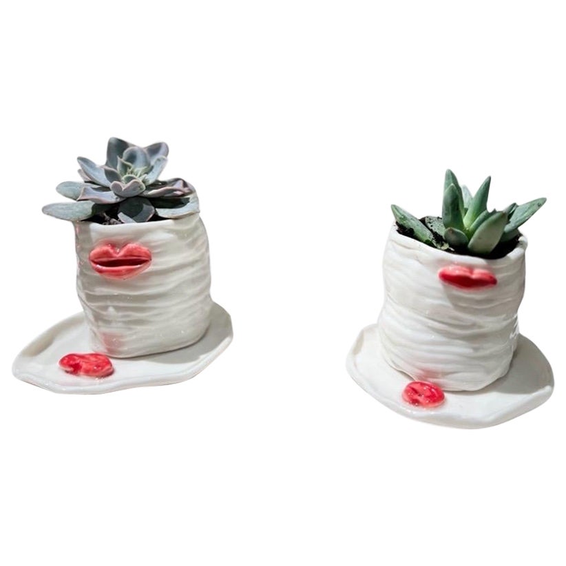 Lips Planter in White porcelain by artist - designer Hania Jneid For Sale