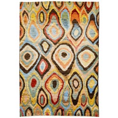 Tapis contemporain en laine de style marocain, fait à la main, multicolore par Apadana