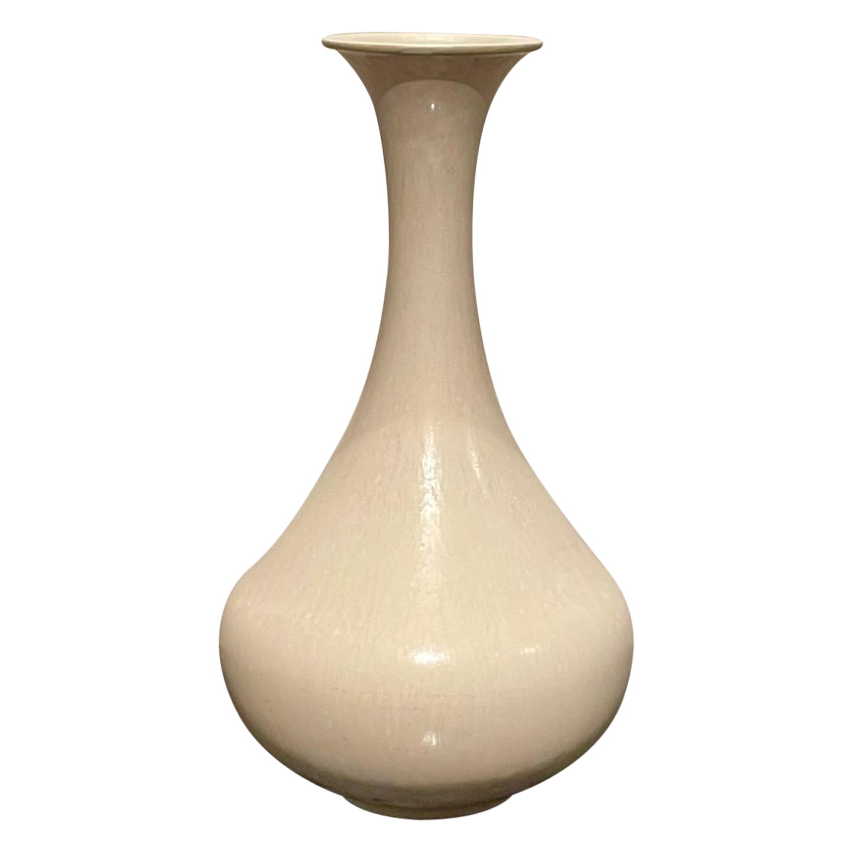 White 1960s Eggshell Glazed Ceramic Vase by Gunnar Nylund for Rörstrand Sweden  For Sale