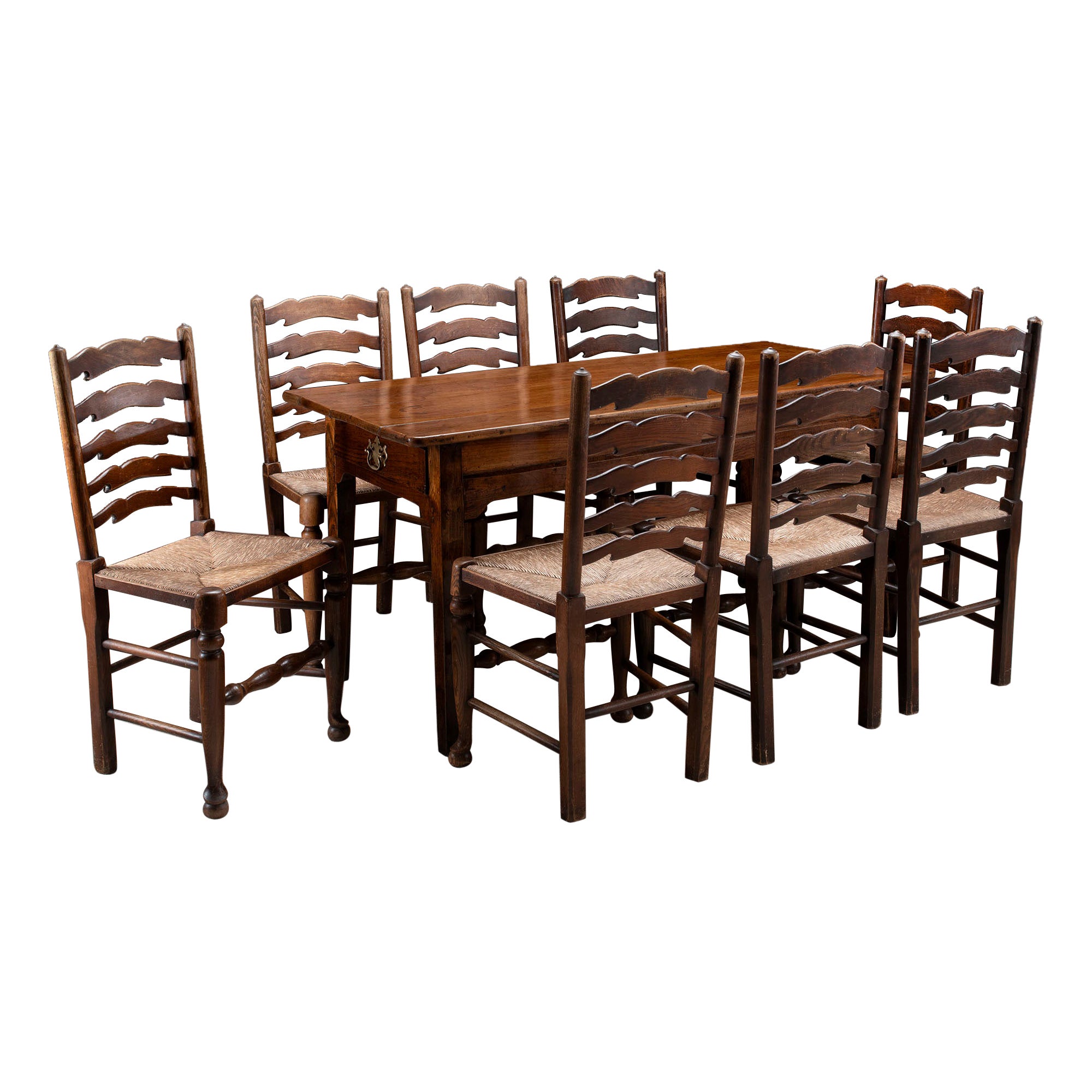 Table à 8 places pour ferme vernaculaire en cerisier de 5 pieds de long 8 chaises à dossier en échelle en vente