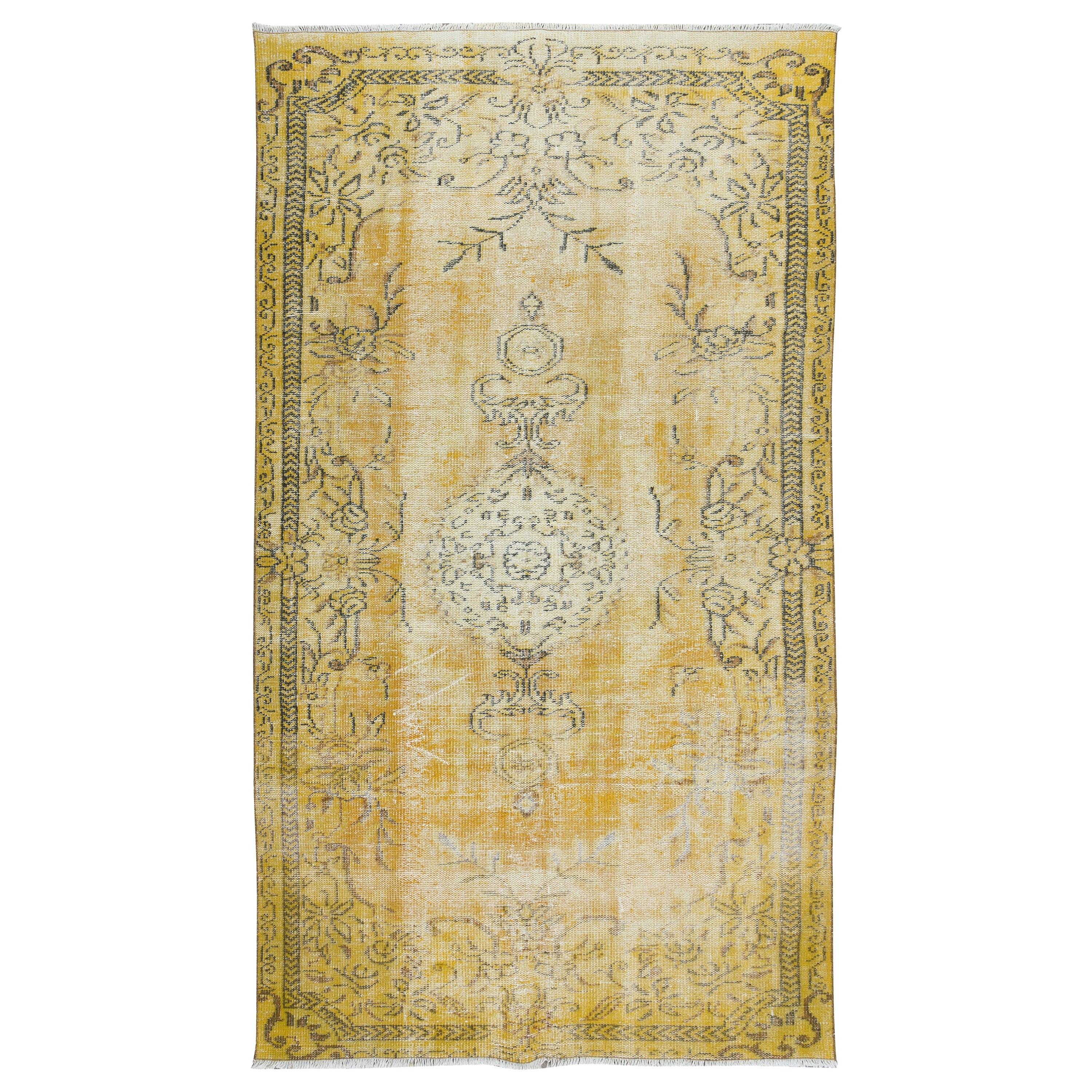 5.3x9 Ft Distressed Handmade Turkish Modern Rug in Yellow, Woolen Floor Covering (tapis de sol en laine) en vente