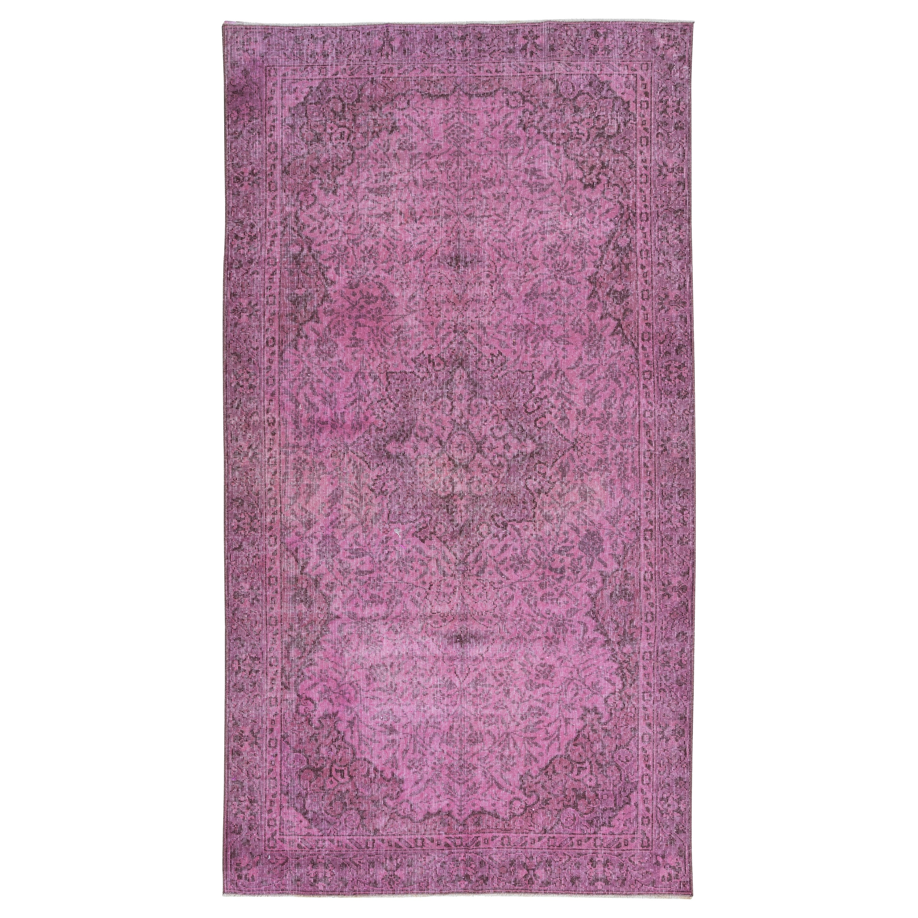 5x8.7 Ft Modern Floor Area Rug in Pink, Handwoven and Handknotted in Turkey For Sale