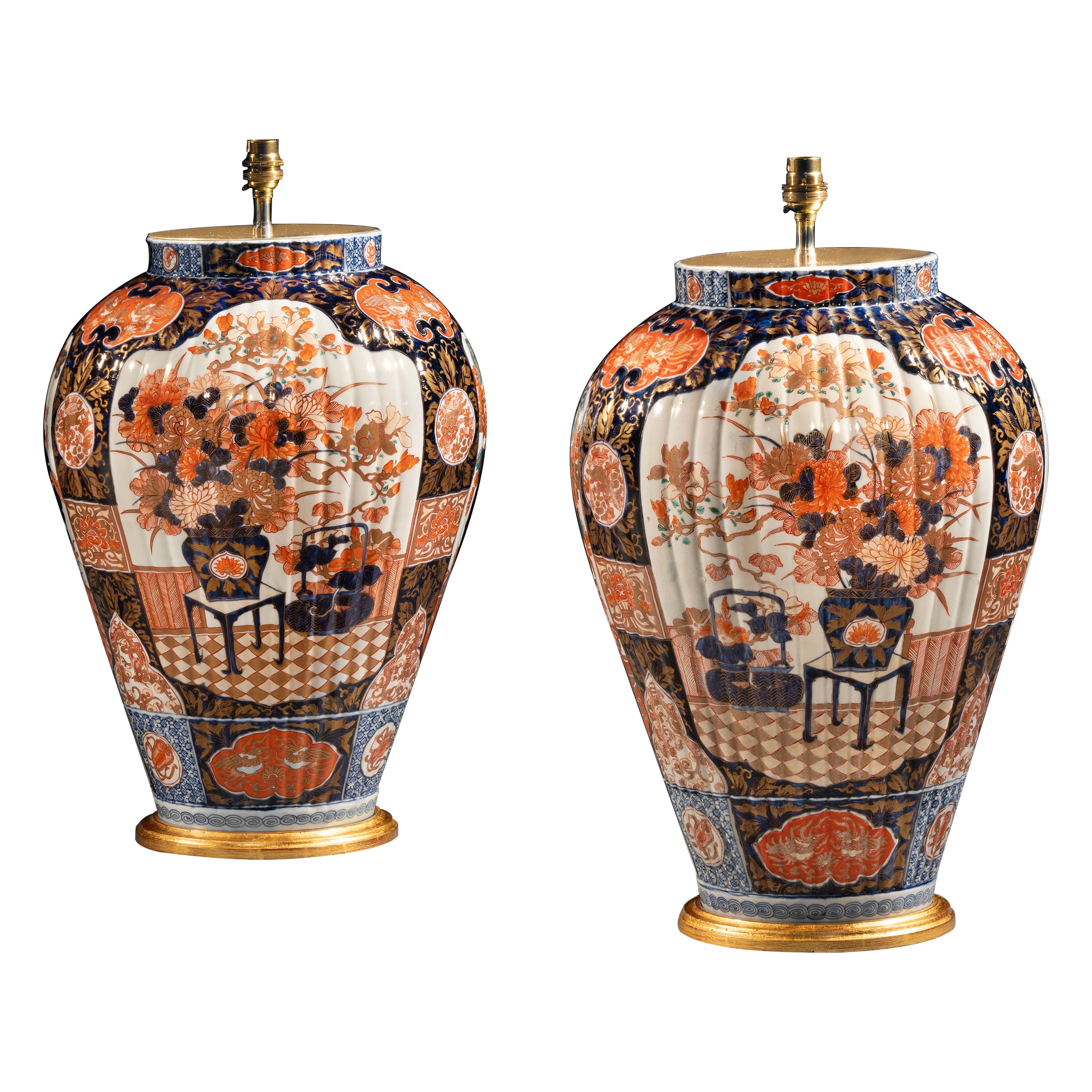 Paire de grandes lampes de table japonaises Imari du XIXe siècle en vente