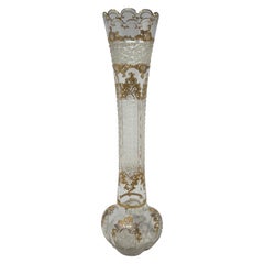 Antike deutsche Moser Cut Glass Bud Vase mit Blattgold Details, CIRCA 1880's.