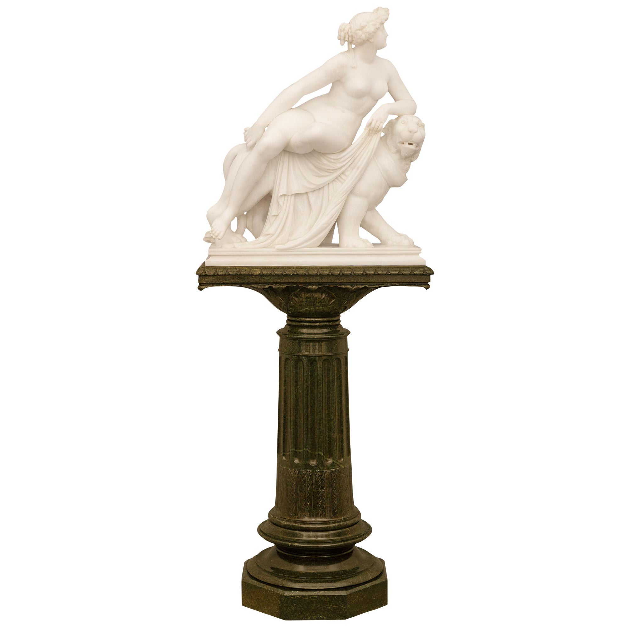 Statue d'Ariane de style néoclassique italien du 19ème siècle signée et signée F. Vichi