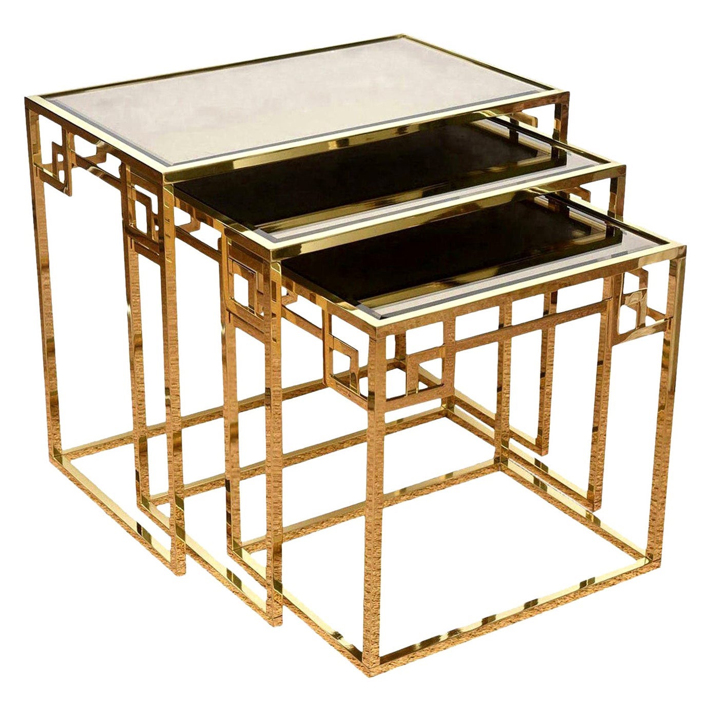 Italienische Vintage-Schachteltische aus Messing und Glas mit griechischen Schlüsseln im Angebot