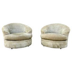 Retro 1970s Mid Century Modern Lounge Chairs - Set of 2