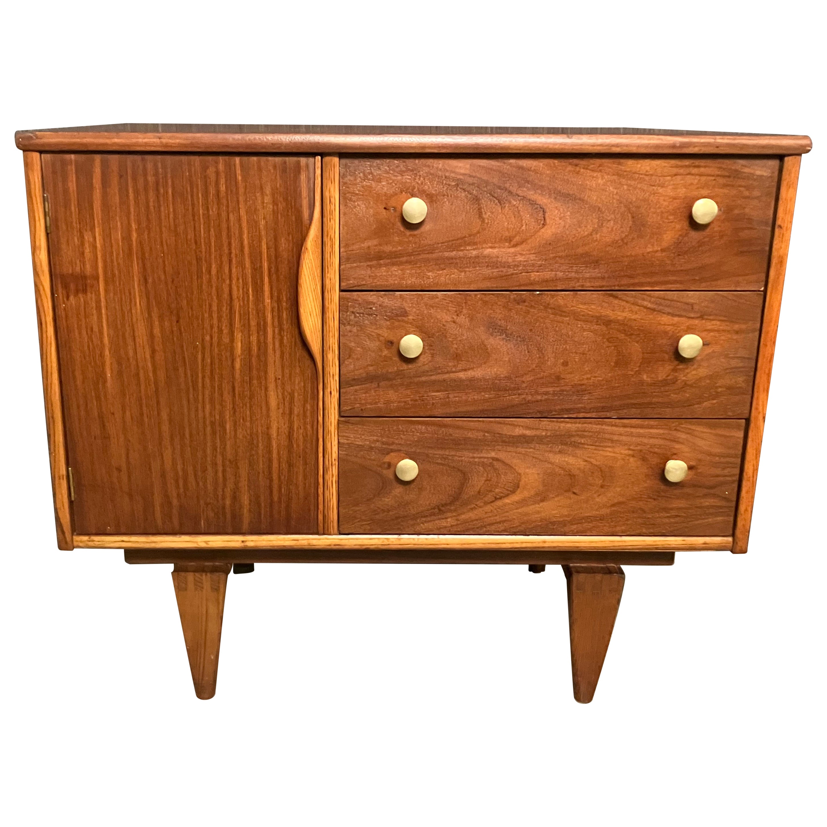 Mid-Century Vintage-Kommode „Tivoli“ von Stanley Furniture im Angebot