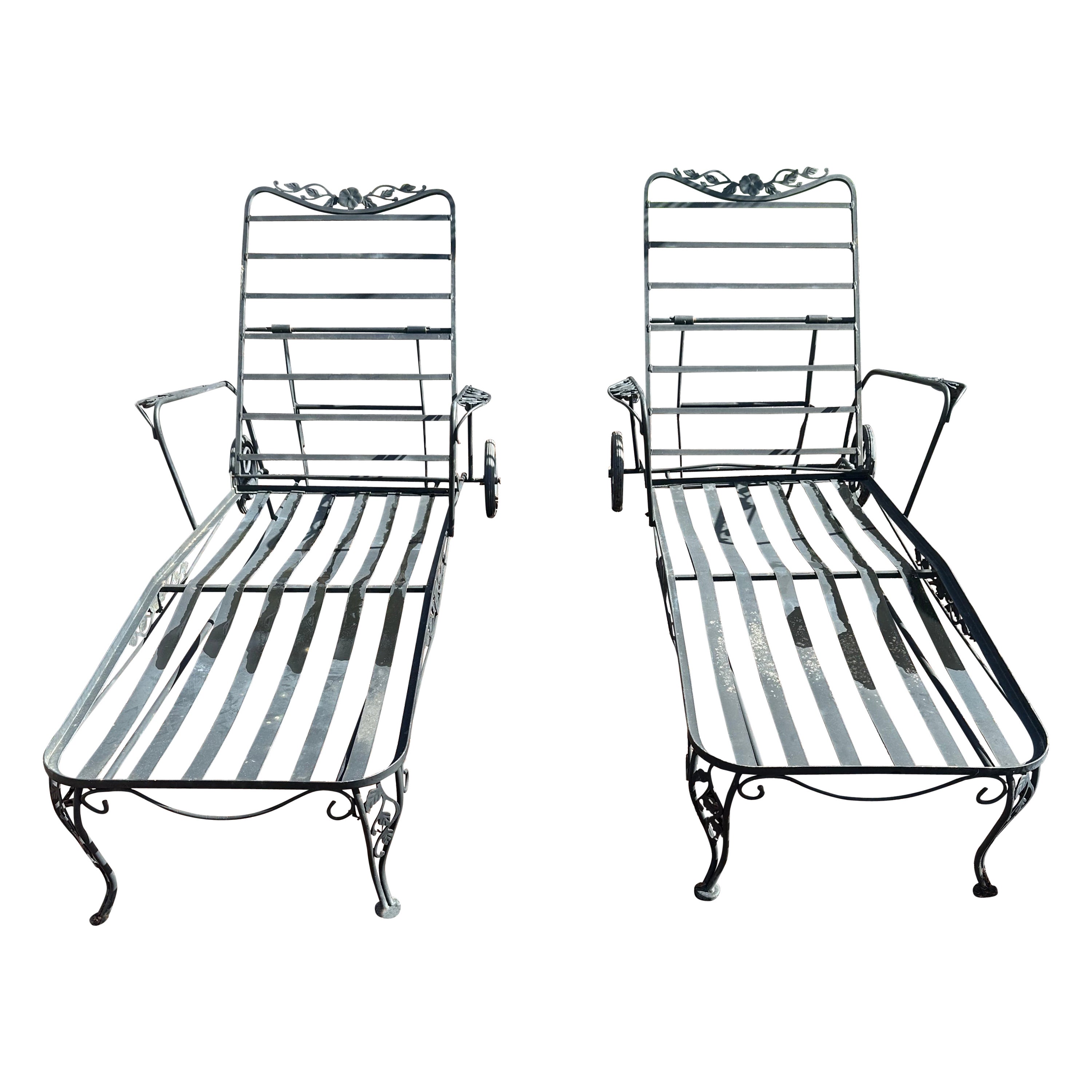 Vintage wrought iron chaise lounge chairs by Woodard, flower and leaves pattern For Sale