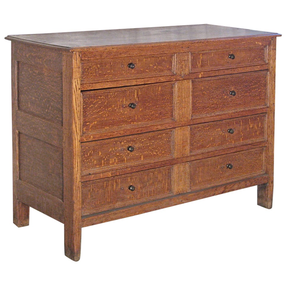English late 17th Century Blond Oak commode / Chest of Drawers For Sale