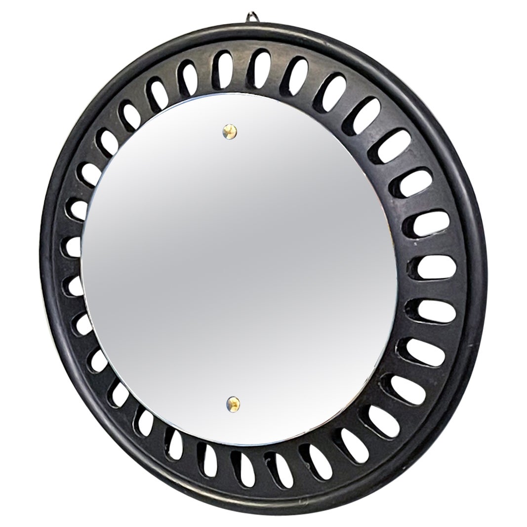 Italian Round wall mirror in black wood, 20th century For Sale