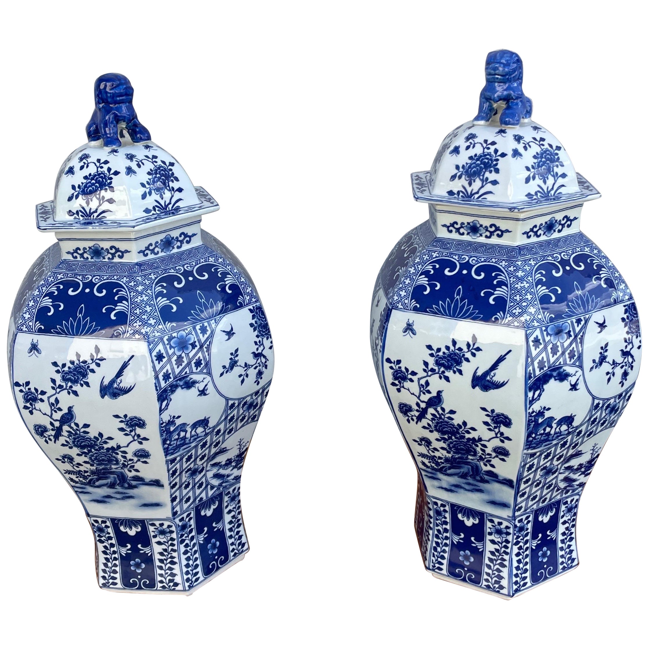 Large Pair of Blue & White Ginger Jars with Foo Dog Lids For Sale