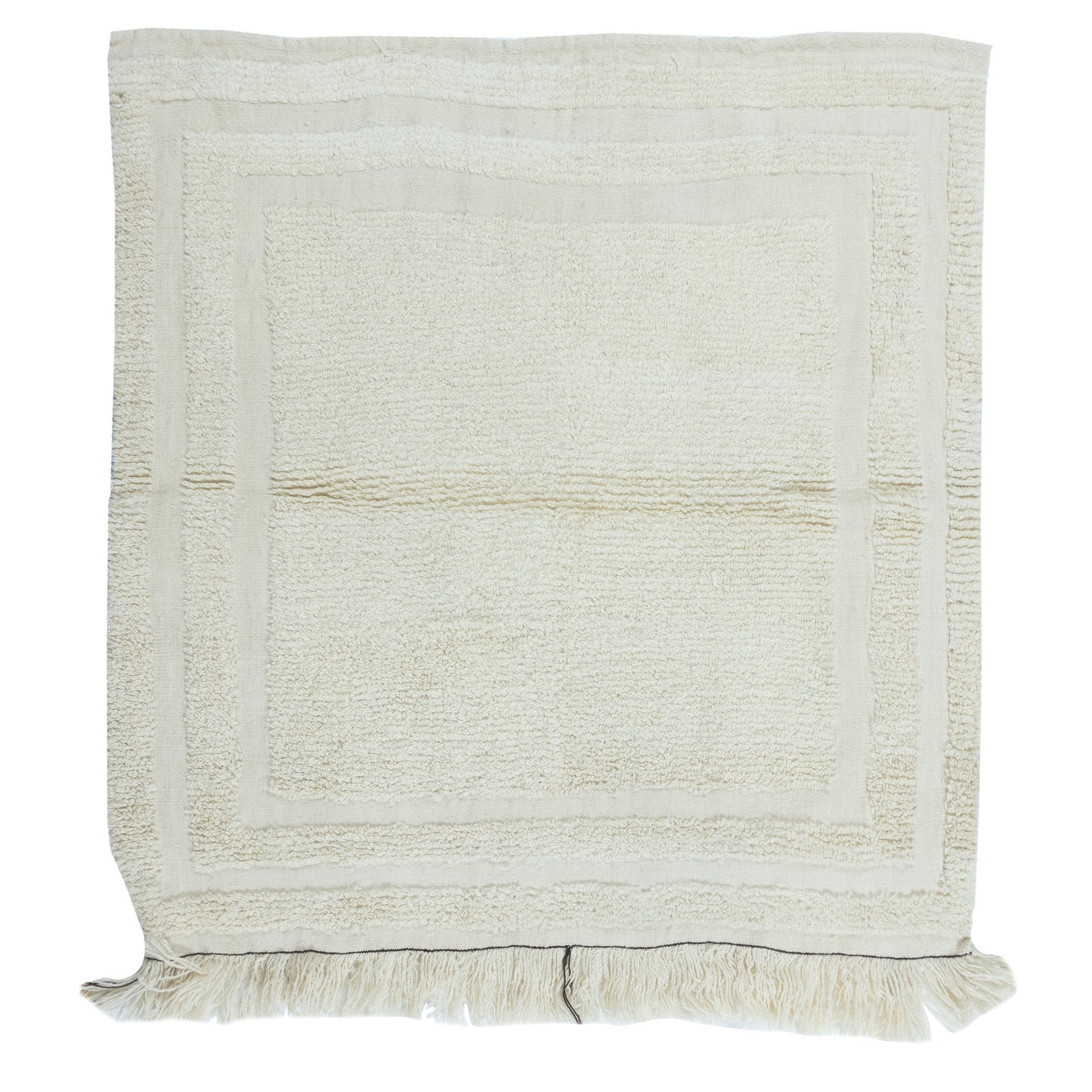 Minimalistischer, schlichter, beigefarbener Anatolischer Tulu-Teppich aus 100 % natürlicher Wolle, 3,5x3.7 Ft