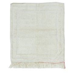 Minimalistischer türkischer kleiner Tulu-Teppich im Vintage-Stil in Beige, 100% natürliche Wolle, 3.4x3.7 Ft