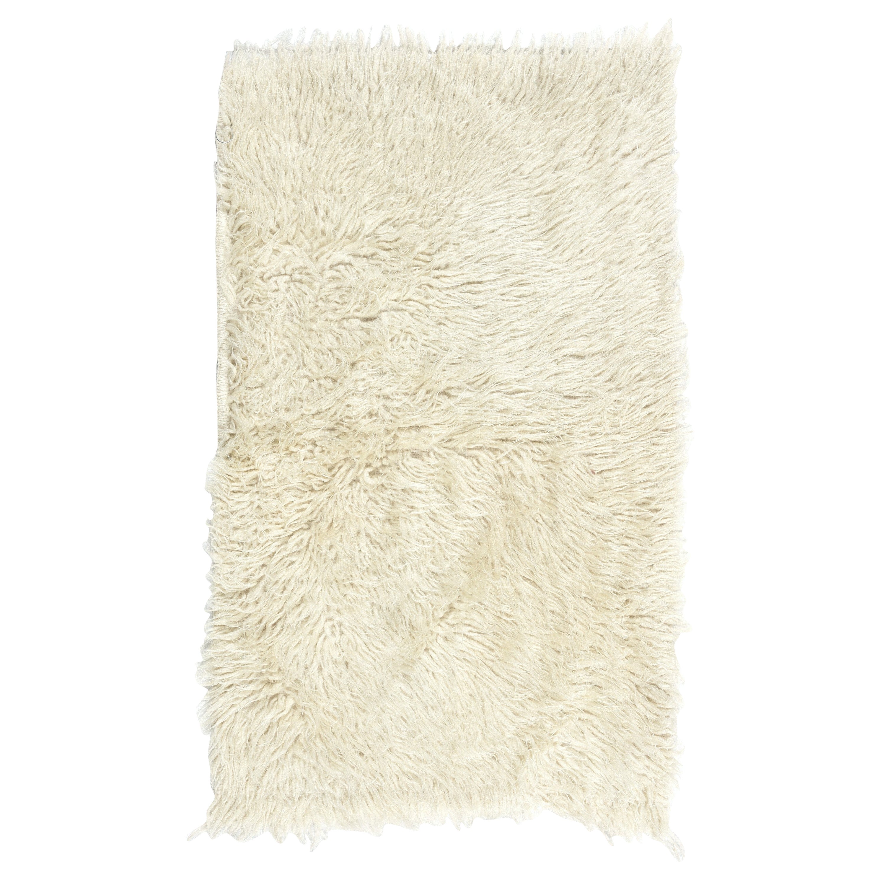 21"x35" Vintage Handmade Shaggy Accent Rug Made of Natural Mohair Wool