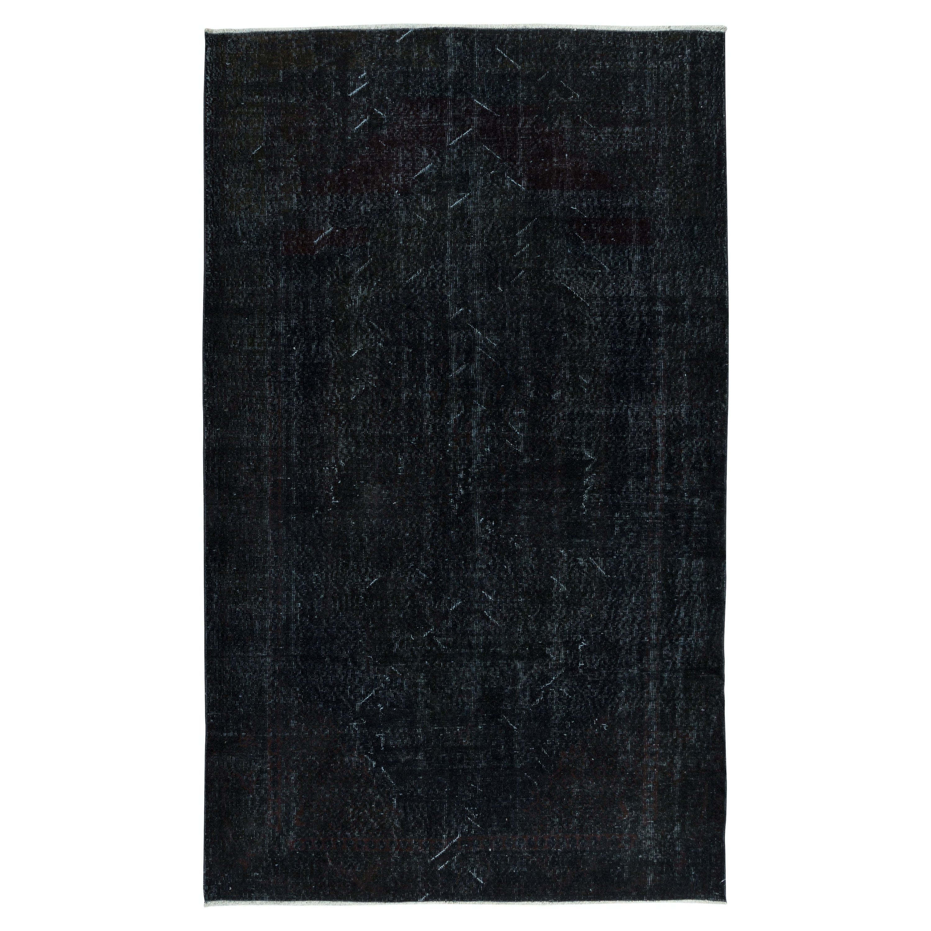 5.6x9 Ft Modern Black Area Rug made of wool and cotton, Hand-Knotted in Turkey For Sale