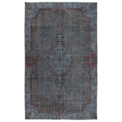 Moderner handgefertigter türkischer niedriger Flor-Teppich in Grau, Maroonrot und Grün 5.3x8,3 Ft