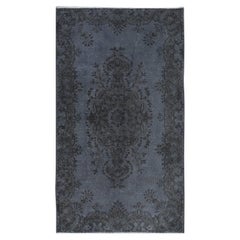 Vintage 4x6.7 Ft Handmade Turkish Accent Rug in Gray, Ideal for Contemporary Interiors