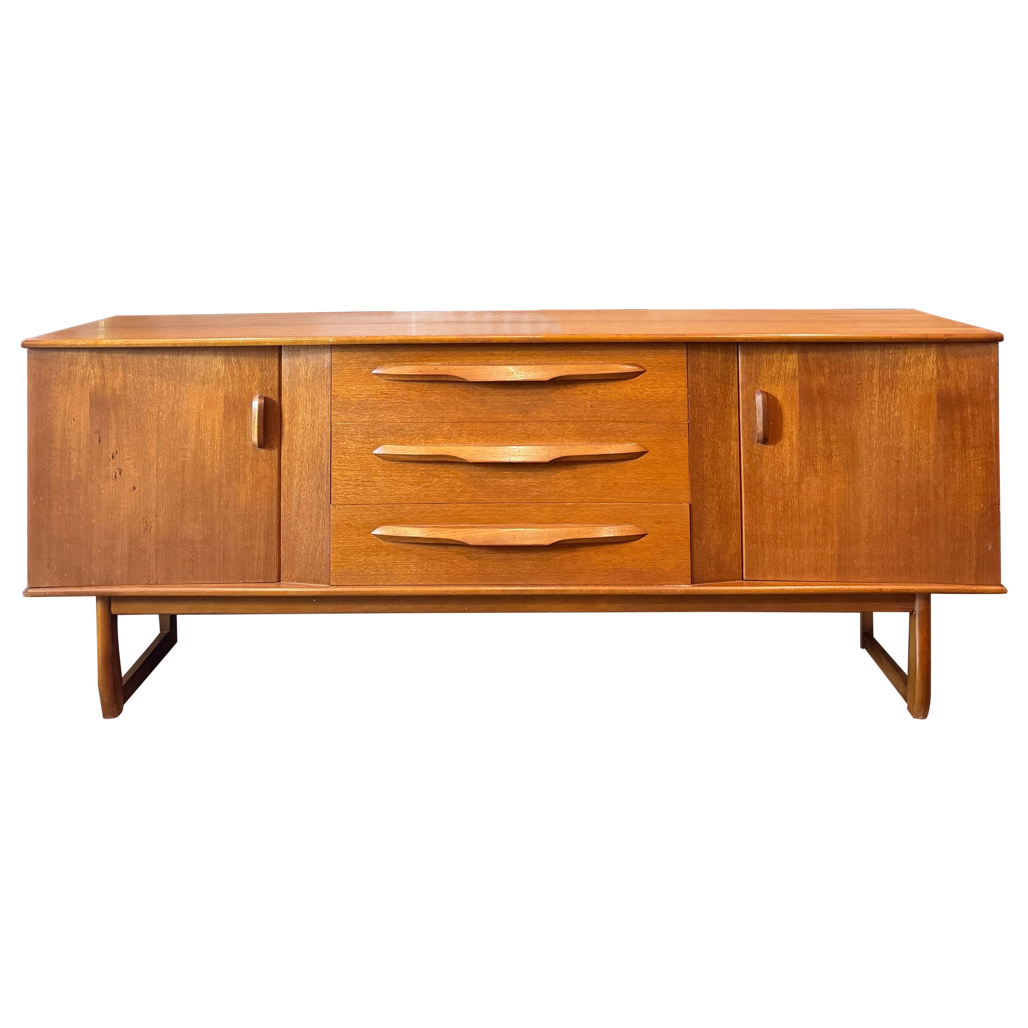 Unique mid century modern sideboard manufactured in UK, circa 1960s For Sale