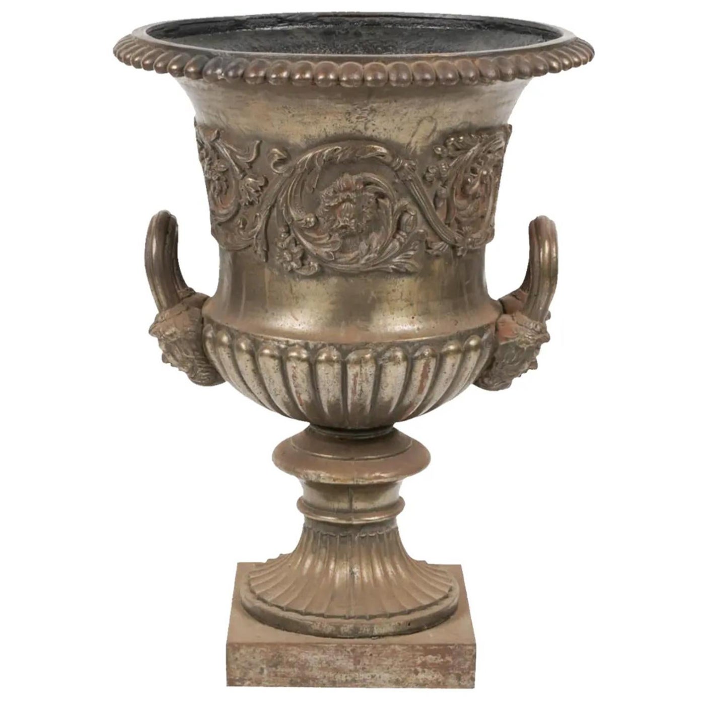 Großes antikes Urnen-Pflanzgefäß aus versilbertem Metall für Kampagnen – Barbara Lockhart-Nachlass im Angebot