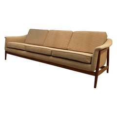 Folke Ohlsson für Dux Schweden Mid Century Modern Sofa 1960er Jahre Boucle 