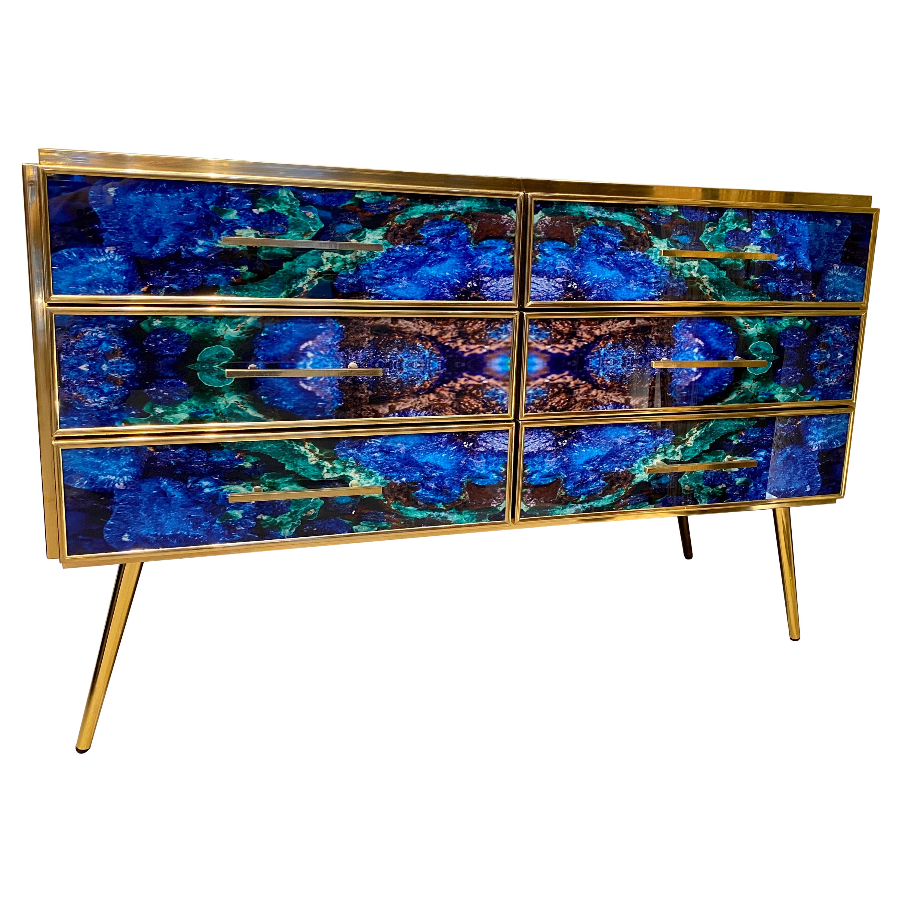 Kommode im Stil der Jahrhundertmitte aus Messing und Lapislazuli gefärbtem Murano-Glas im Angebot