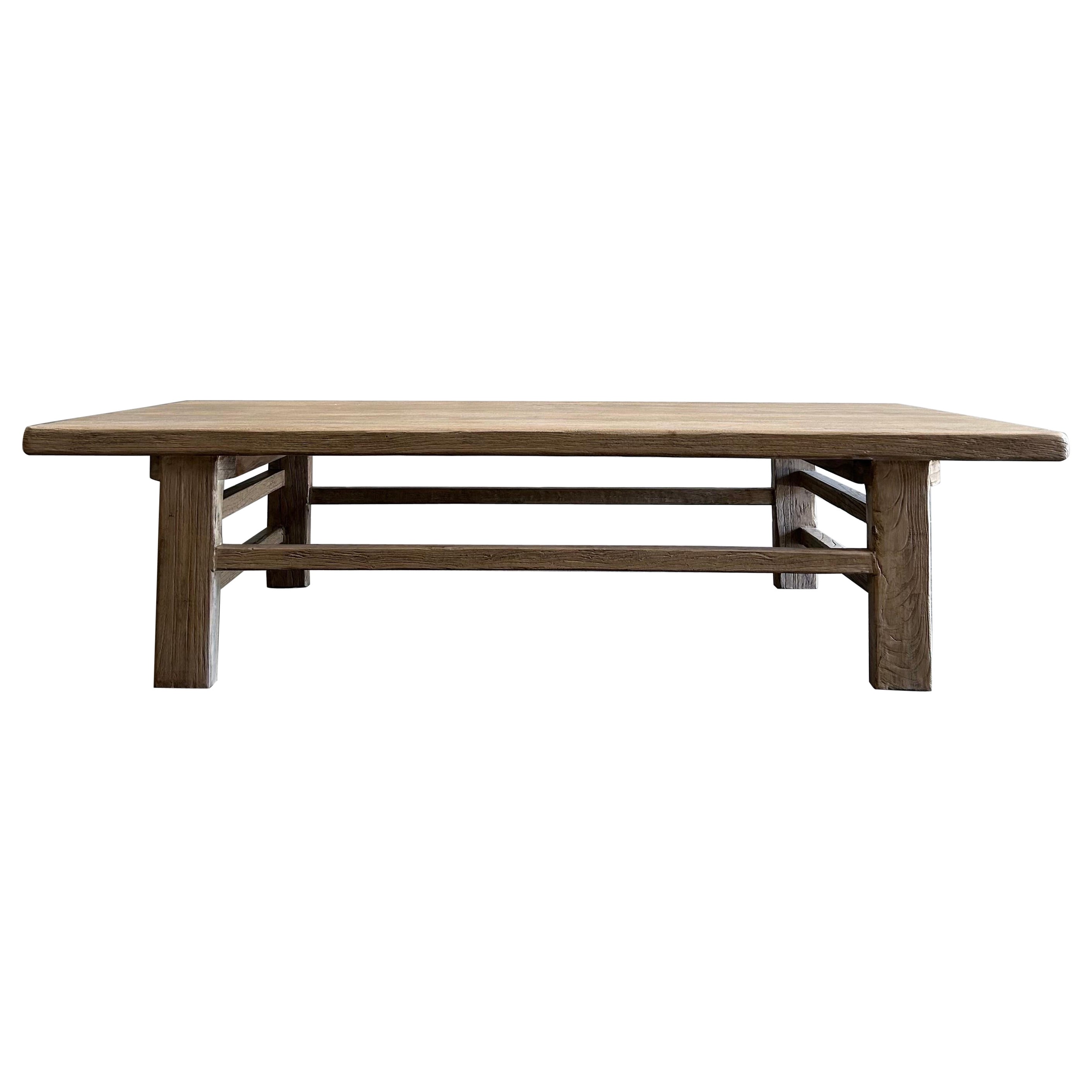 Table basse en bois d'orme récupéré sur mesure 