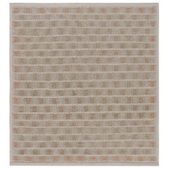 Rug & Kilim's Scandinavian Style Square Rug in Beige-Brown Geometric Patterns (tapis carré de style scandinave à motifs géométriques beige et marron)
