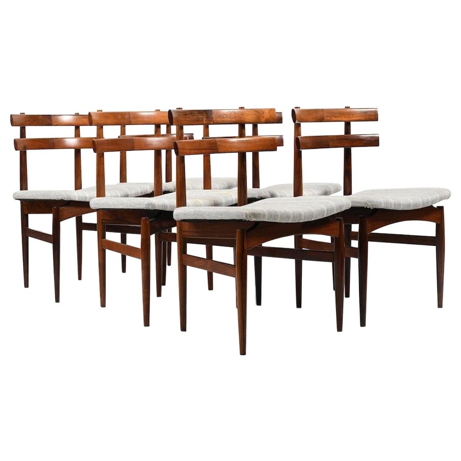 Set of Six Poul Hundevad Model 30 Chairs 1960s For Sale