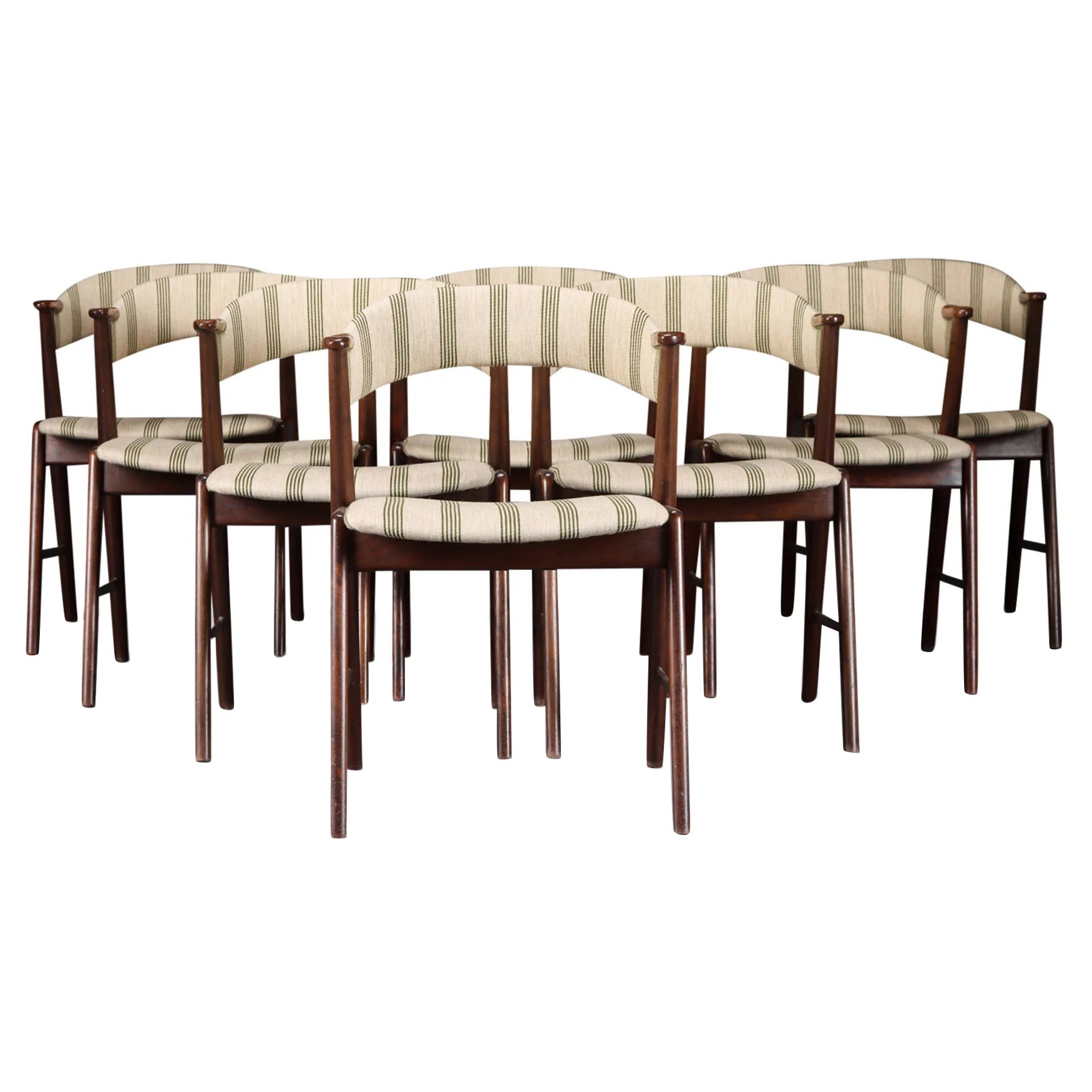 Set of eight kai kristiansen model 32 dining chairs in rosewood For Sale