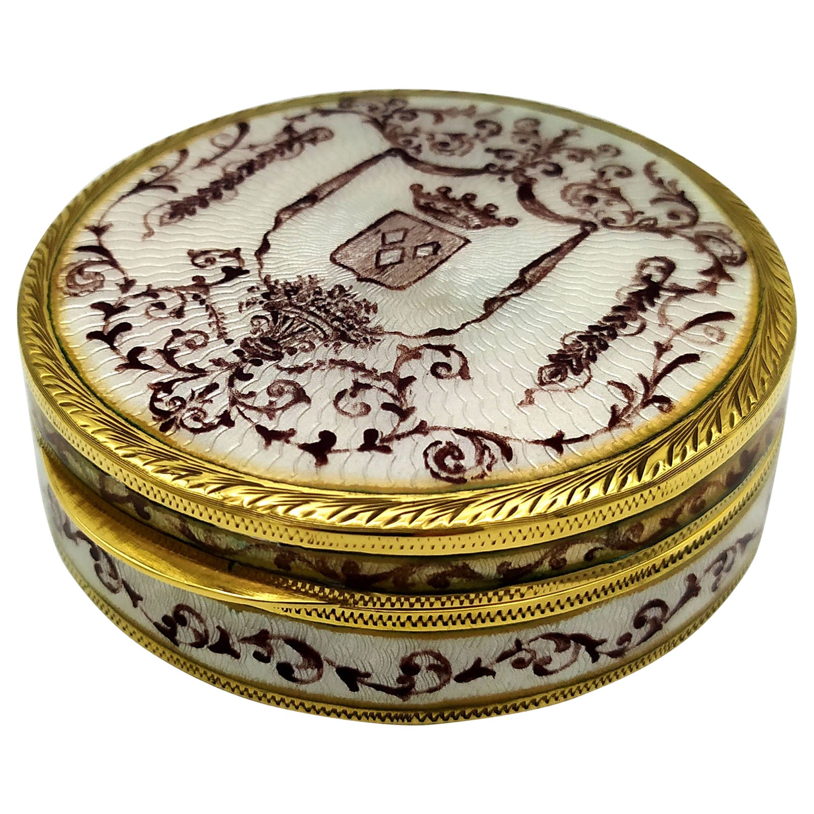 Snuff Box White with noble coat of arms Baroque style Sterling Silver Salimbeni