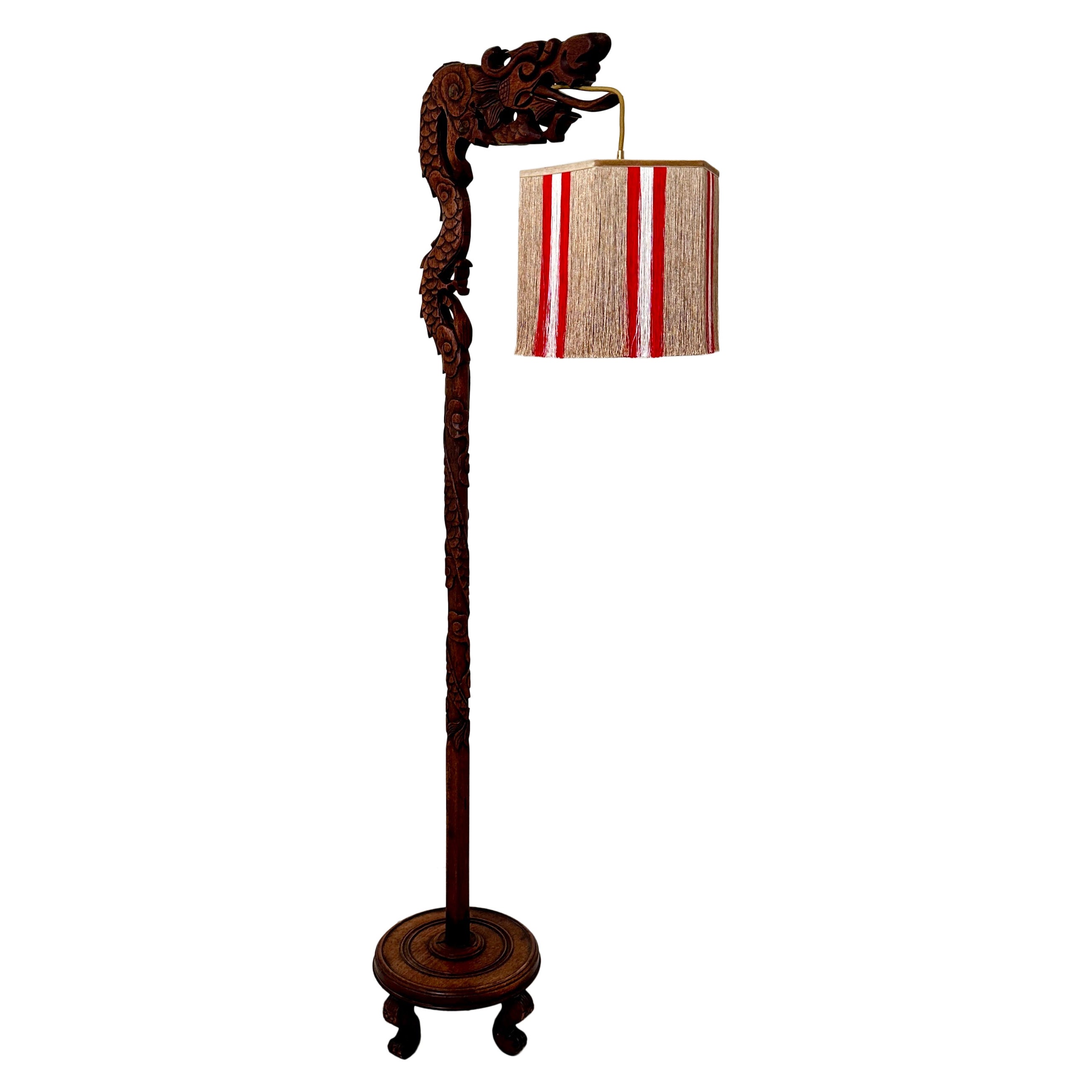 German Art Deco Floor Lamp in the Shape of a Dragon, carved with lampshade, 1920 For Sale