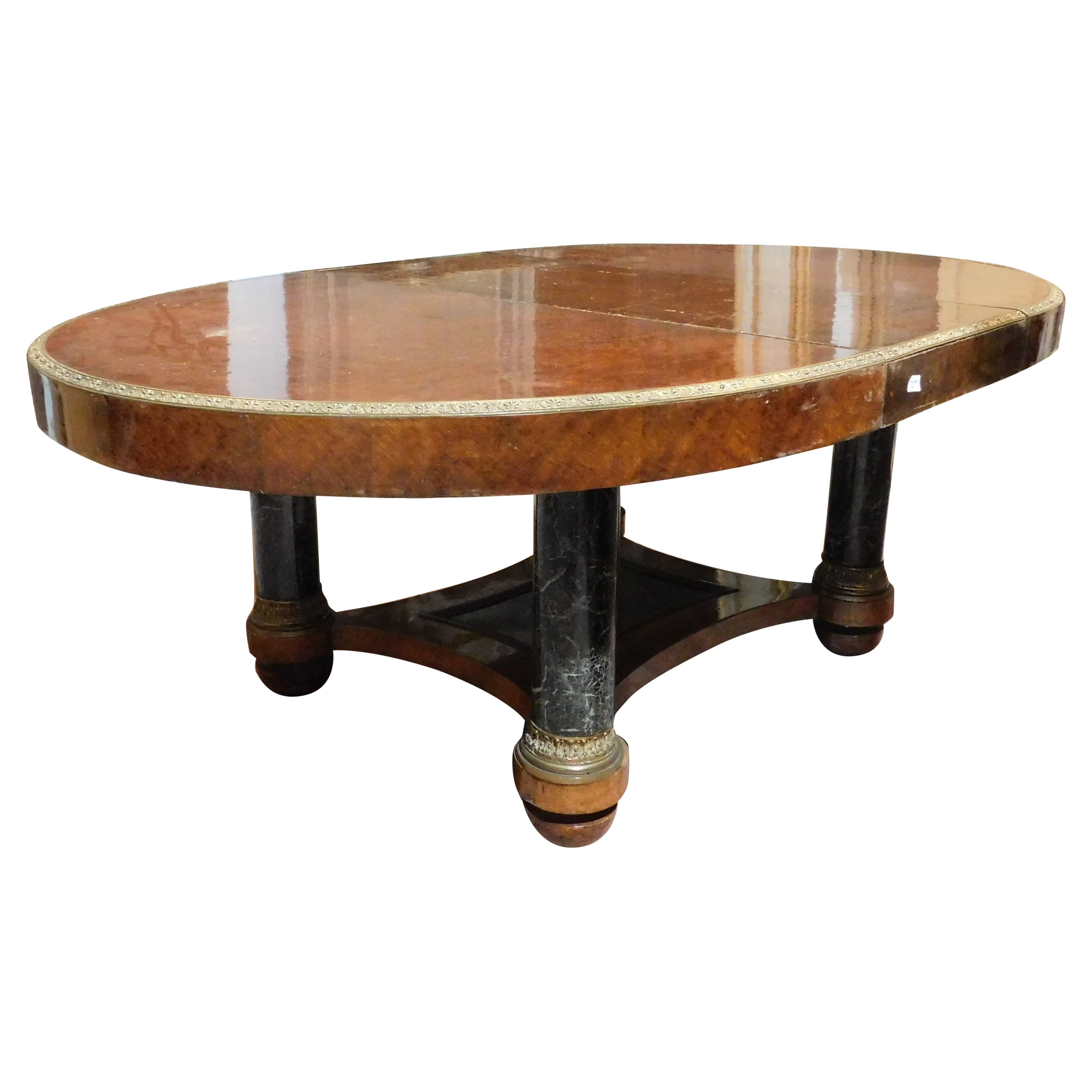 Oval table in inlaid wood, lacquered legs in imitation Verde Alpi marble, Italy For Sale