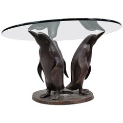 Table basse vintage sculpturale en bronze pour pingouin par J. D'aste