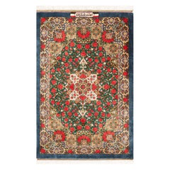 Kleiner grüner, geblümter persischer Qum-Teppich aus Seide im Vintage-Stil, 2' x 3'