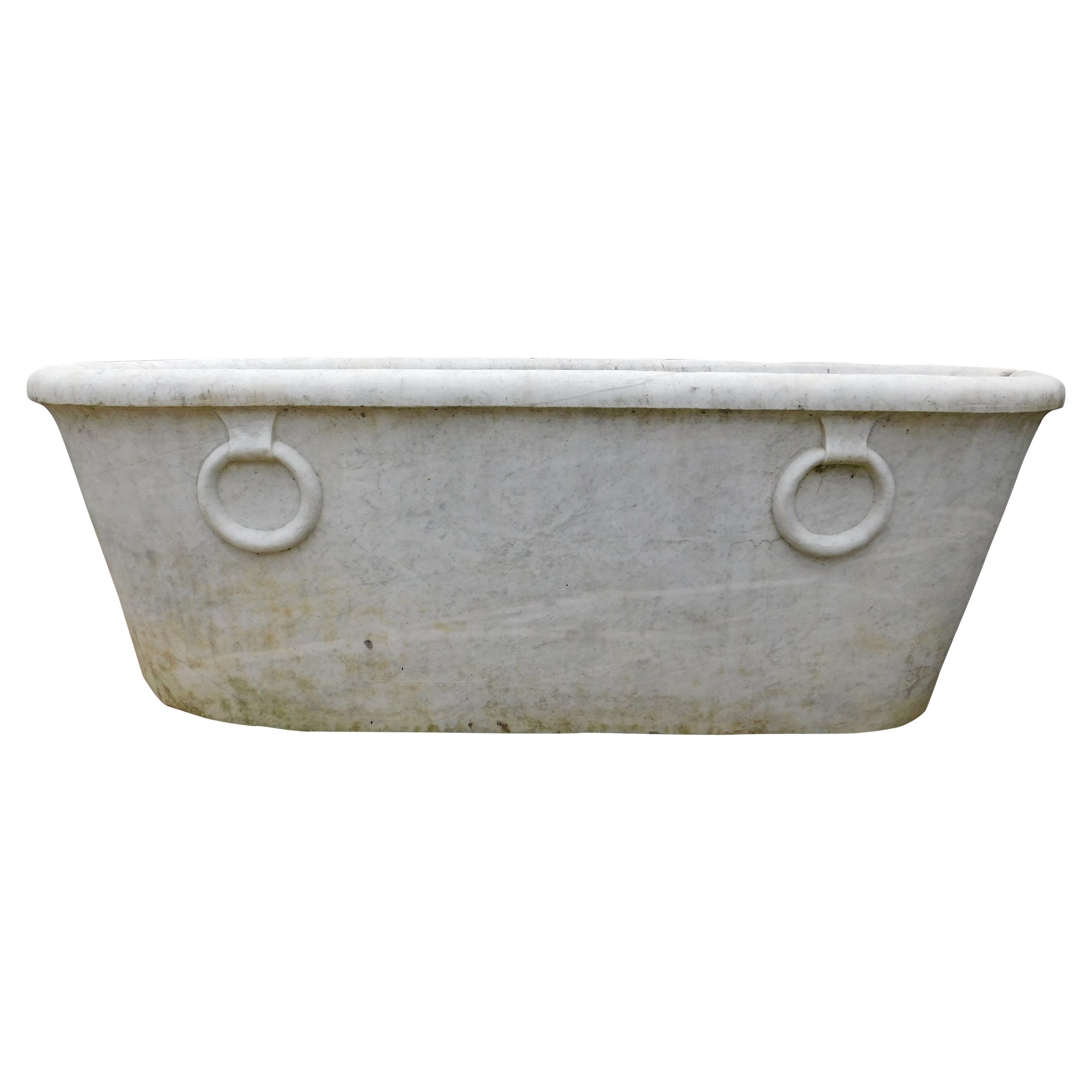 Bathtub in white Carrara marble, carved with handles, Italy For Sale