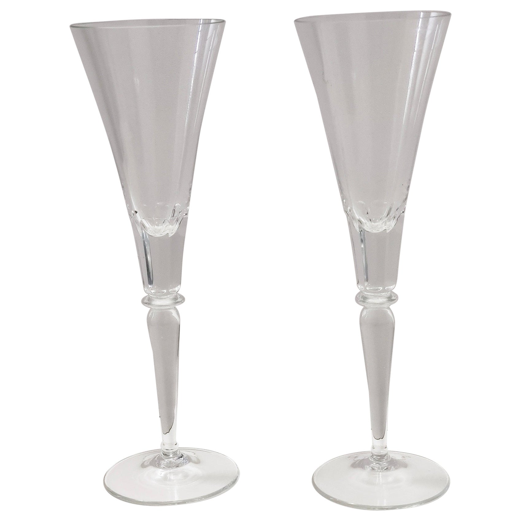 Pair of Vintage Transparent Crystal Flutes attributed to Baccarat For Sale