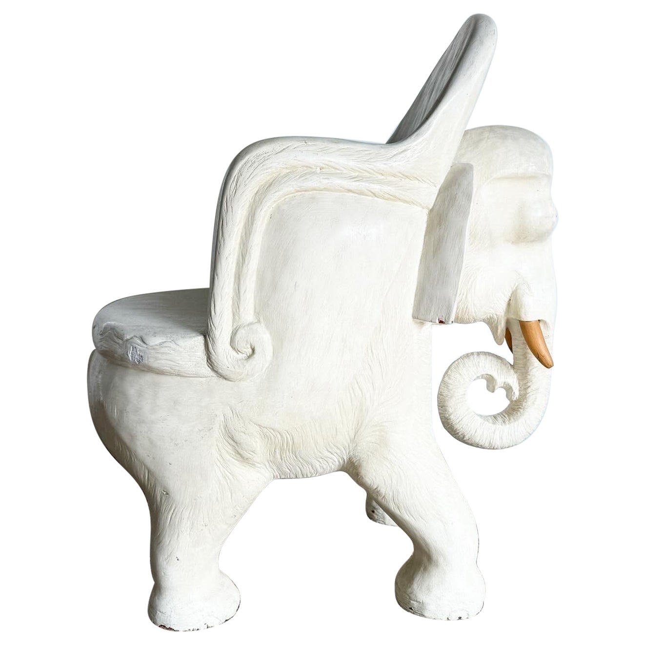 Chaise d'appoint éléphant en bois sculpté à la main