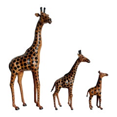 Sculptures de girafe enveloppées de cuir - Lot de 3