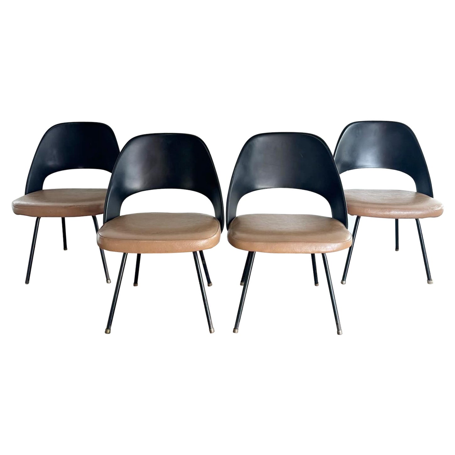 Mid Century Modern Eero Saarinen Model 42 Style Dining Chairs - Set of 4 For Sale