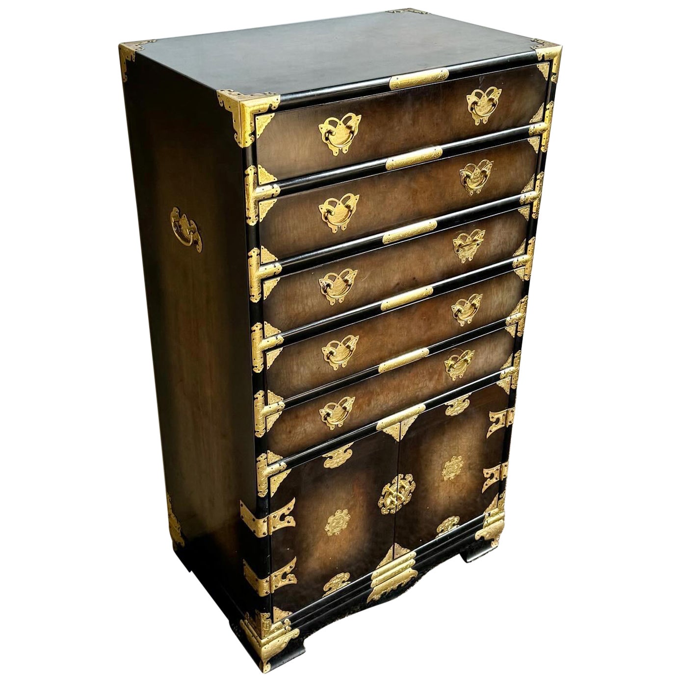 Chinoiserie-Schmuckschrank mit 5 Schubladen und Goldakzenten im Angebot