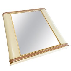 Miroir postmoderne en stratifié rose et crème avec bordure dorée