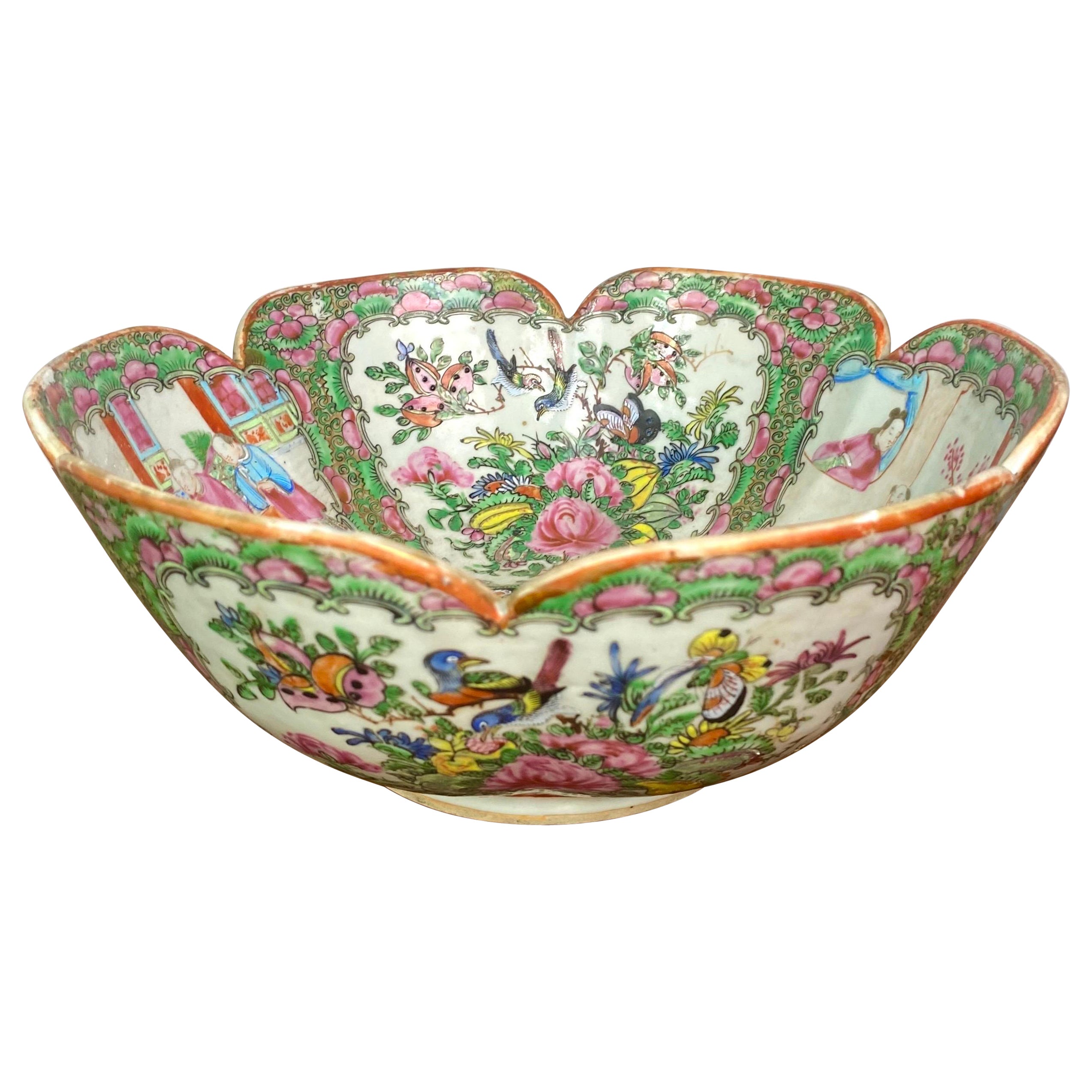 Bowl - cup - salad bowl - Famille Rose - Canton - China 19th Qing For Sale