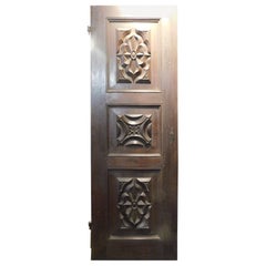 Antique N.4 atique walnut doors, richly hand-carved, Italy