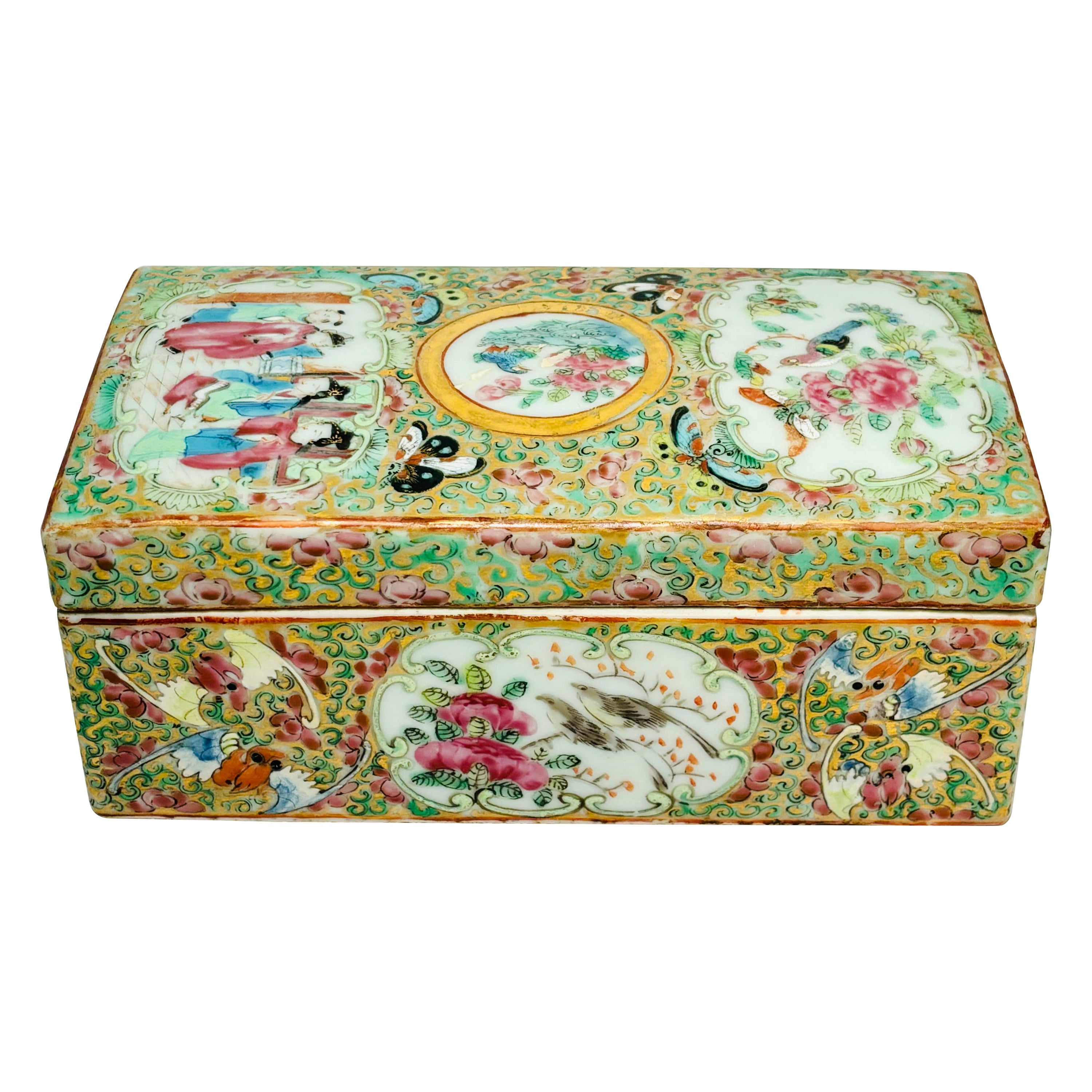Antique boîte ou accessoire de bureau chinois en porcelaine Famille Rose en vente
