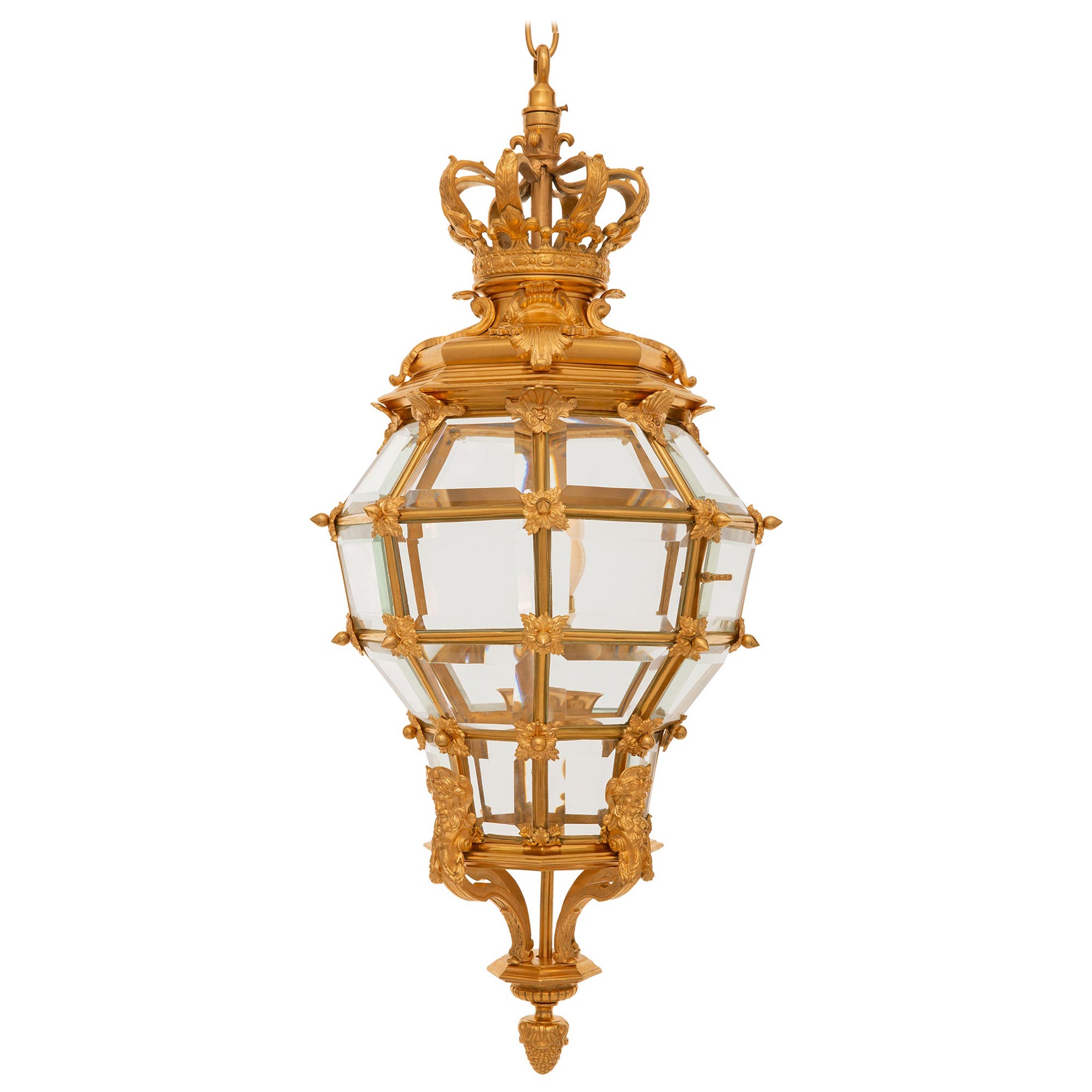 Lanterne française Louis XVI du 19ème siècle en bronze doré et cristal