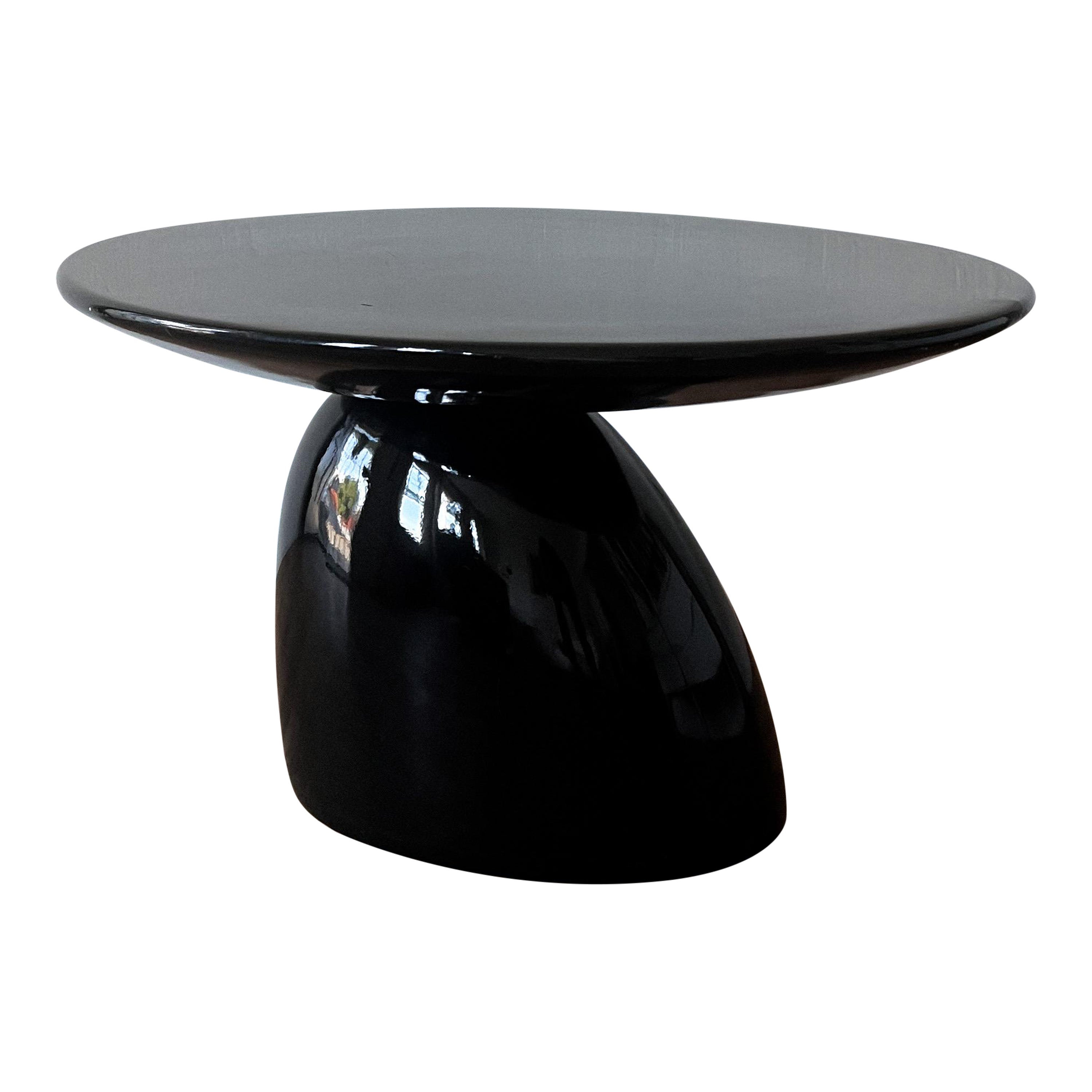 Space Age “Parabel” Style Side Table Attributed to Eero Aarnio